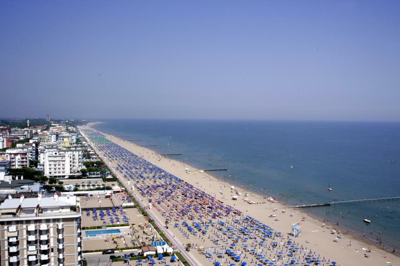 App4Rent Augustus Sea View - Family House - Wifi&Parking - 3 Rooms Jesolo Extérieur photo